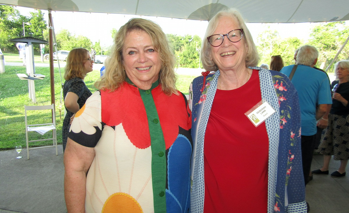 Gala chair and President-Elect Leslie Lassiter with board member Deborah Lans