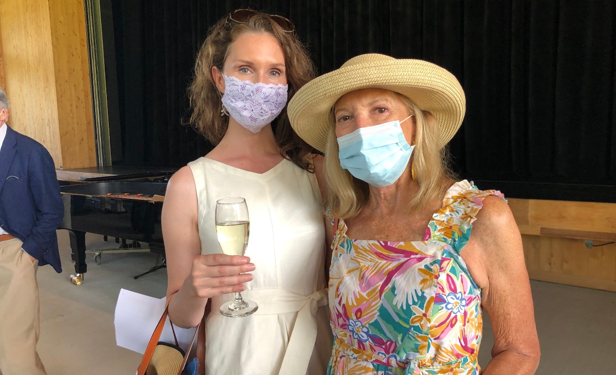 Marin Correa and Lois Krasilovsky, cofounder of Mycube.