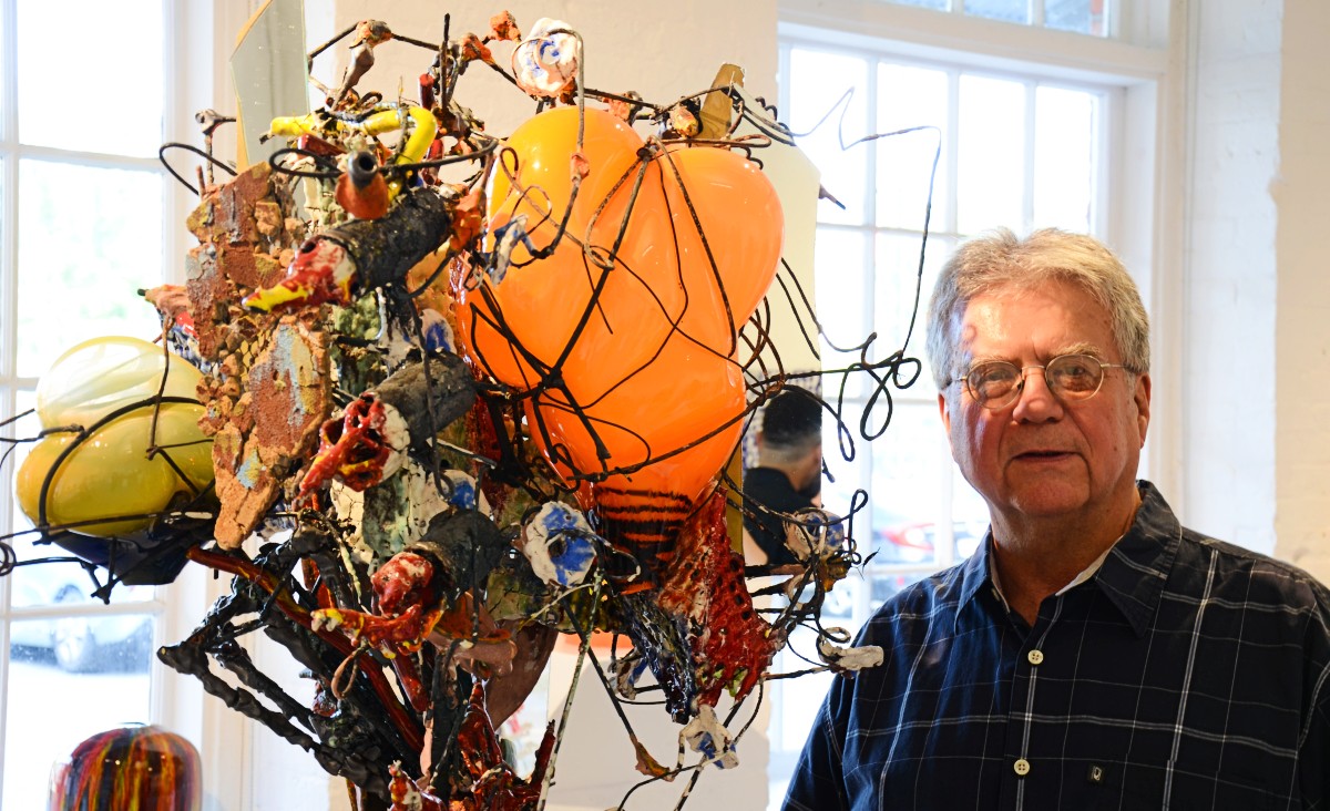 Raymon Elozua of Mountain Dale, New York, began working with ceramic in the late 70s&nbsp;and by the mid-80s was incorporating steel, glass, and other materials into his work to reflect the social and physical decay of de-industrialization, among other concepts.