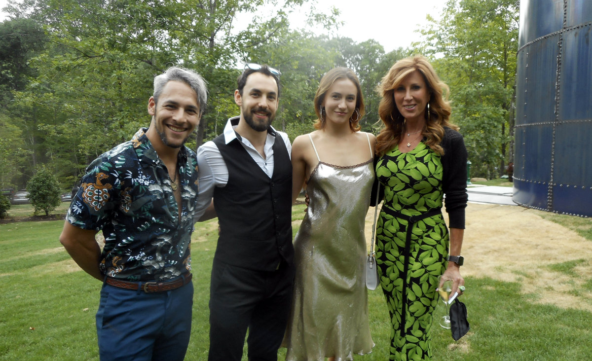 Quinay Ellis, Nate Buchsbaum, a Pilobolus dancer, Casey Howes and Wendy Rothman, a business psychologist who frequently works with dancers. Quinay Ellis, Nate Buchsbaum, a Pilobolus dancer, Casey Howes and Wendy Rothman, a business psychologist who frequently works with dancers.