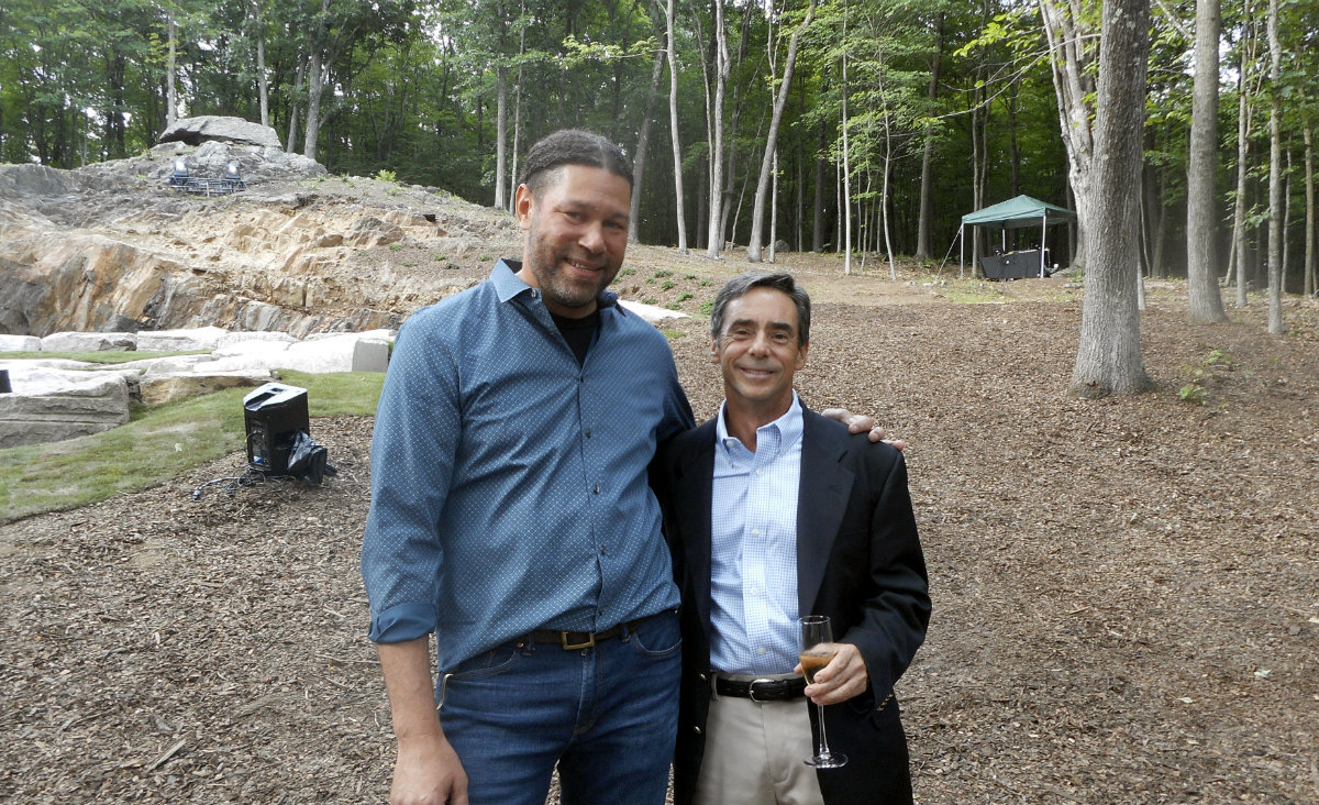 John Bourdeau of Spring Hill Vineyards, supplier of the wine for the evening, and Gary Goldring John Bourdeau of Spring Hill Vineyards, supplier of the wine for the evening, and Gary Goldring