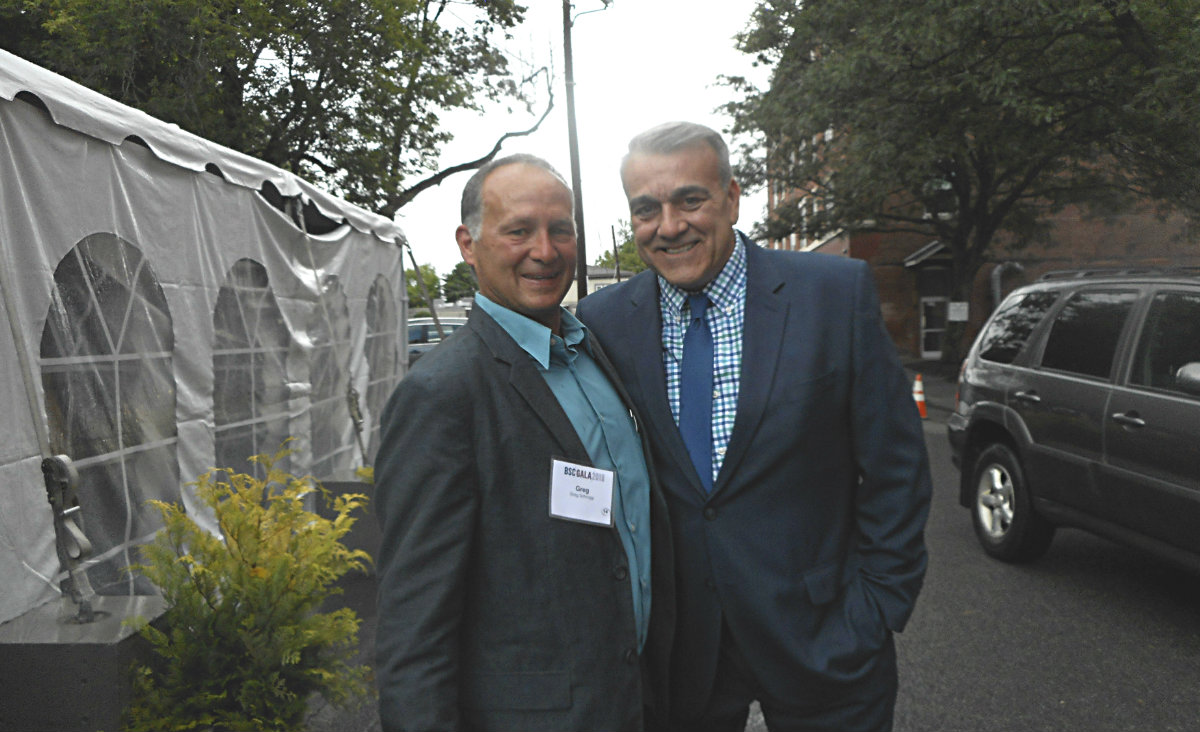Builder Gregg Schnopp and Charlie Seidenburg, BSC press director.