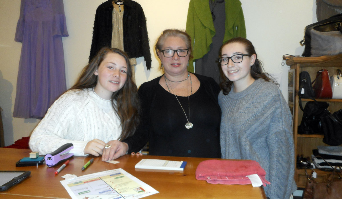 Boomerang Consignment's Kathi Lee, with daughters Ava and Claire Lee.