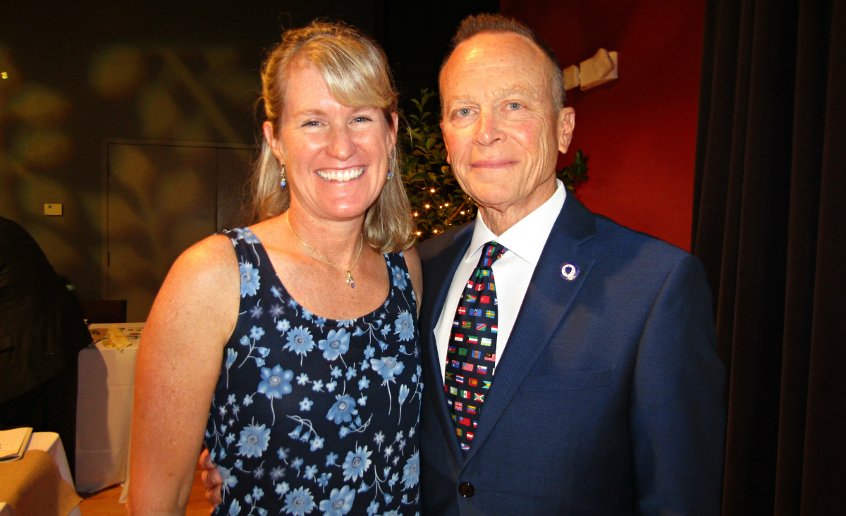 Buzz McGraw and Robin McGraw, the evening's emcee, a member of the gala committee&nbsp;and a former honoree.