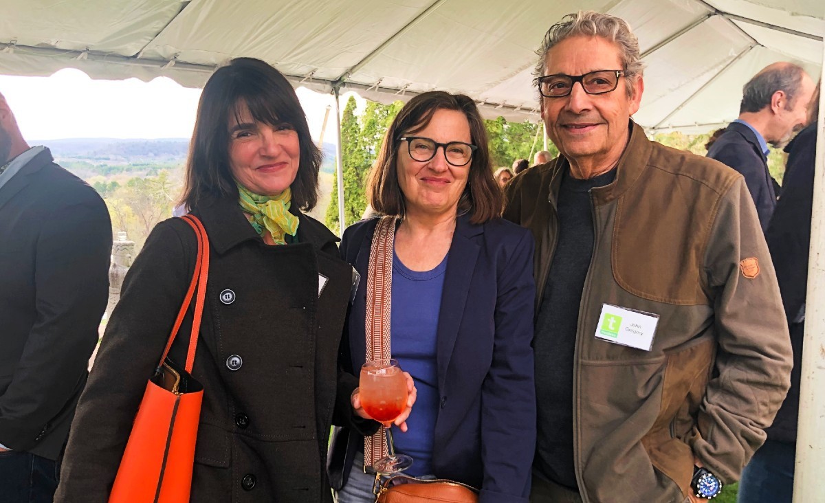 Actor and playwright Anne Undeland, Julia Pomeroy, and John Gregory Actor and playwright Anne Undeland, Julia Pomeroy, and John Gregory