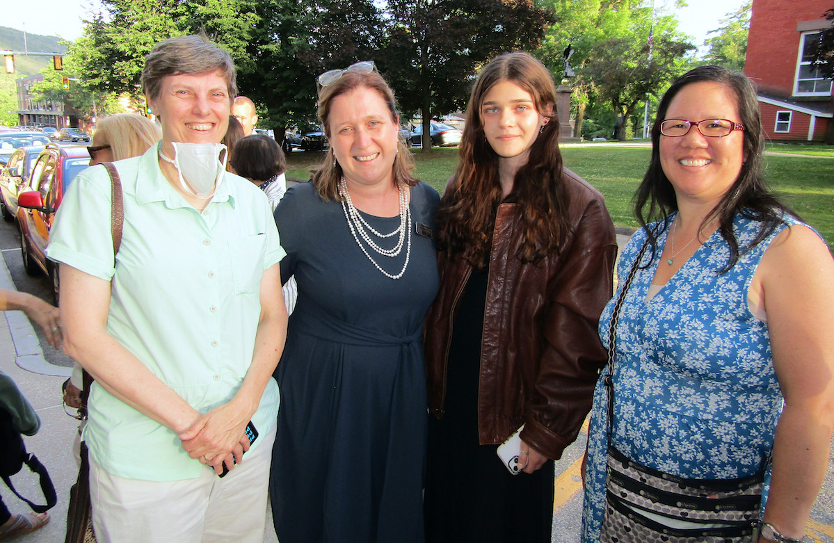 Maria Kopicki, WAM Associate Artistic Director Talya Kingston and her daughter, and Jennifer Shiao