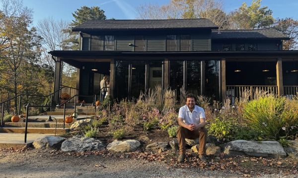 Hilltown Finally Opens: Killer Pizza, Southern Italian Spirit, Berkshire Style