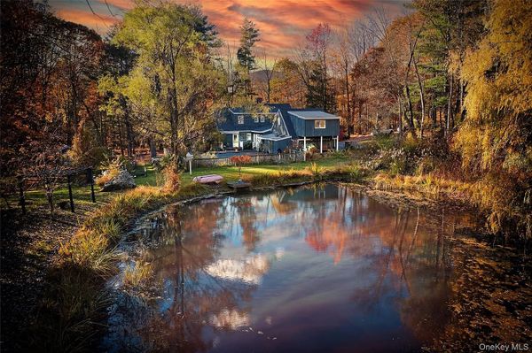 Tucked-Away Chatham Contemporary