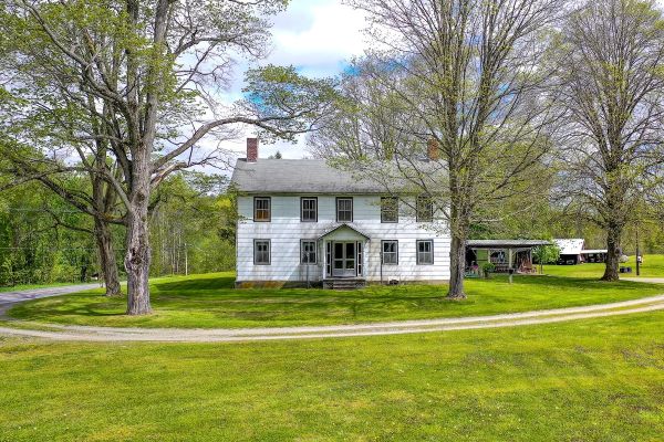 Unencumbered Farmland