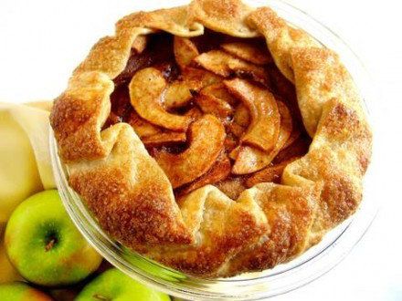 Warm Apple Galette With Garam Masala