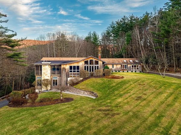 High Up In Williamstown