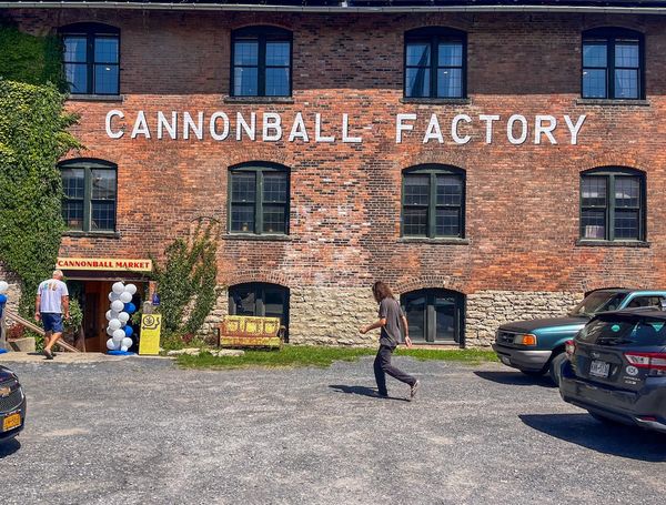 Lev & Ida’s, New-School Jewish Sandwich Counter Opens with a Bang at the Cannonball Factory