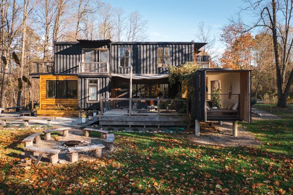 Super Recycling: Arnaud Cornillon’s Container House In Tivoli