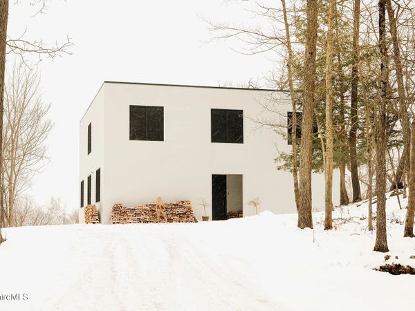 Ethereal Box in Copake