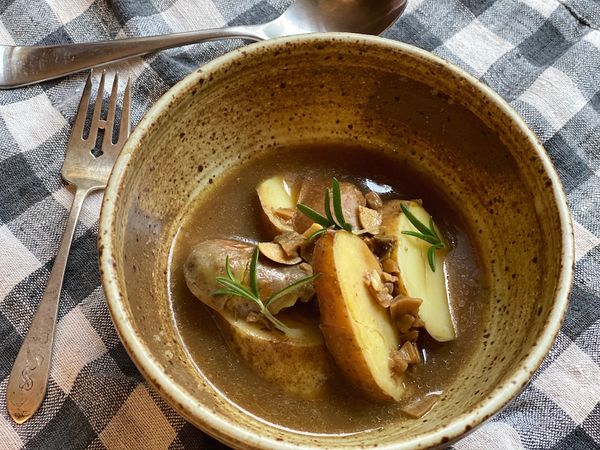 Recipe: Fingerling Potatoes Steamed In  Porcini, Garlic and Rosemary Broth