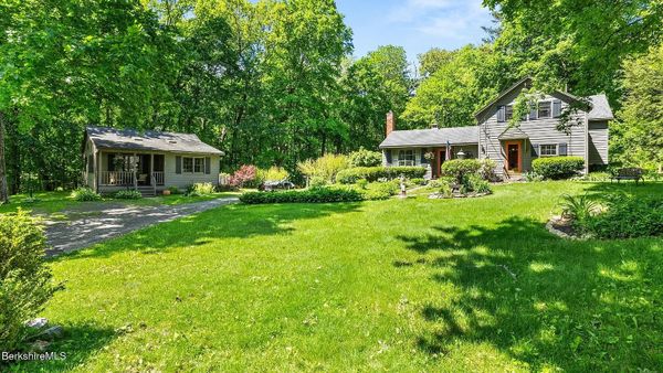 A Cottage with its Own Cottage on Cottage Street