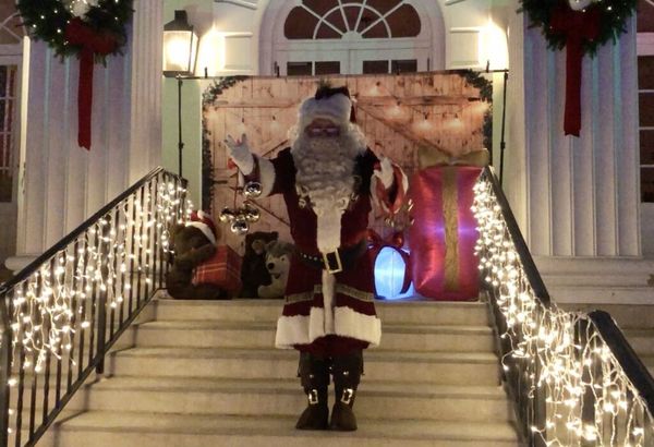 Holiday Events 2022: A Month's Worth (And More) Of Ways To Celebrate And Shop