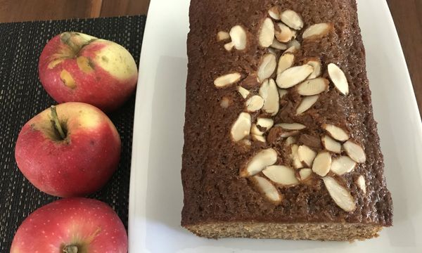 Recipe: Sister Sadie's Honey Cake