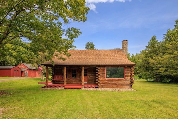 (Not Too Little) Log Home