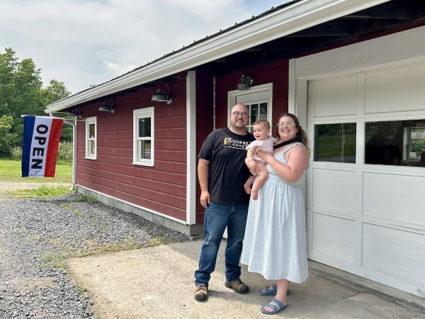 The Farm and Bottle Shop Brings New Spirit to an Old Red Hook Stand