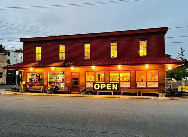 Kitty’s Market Begets Kitty’s Restaurant At The Hudson Waterfront