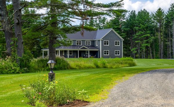 Shaker-Style Farmhouse