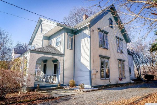 Queen Anne Victorian