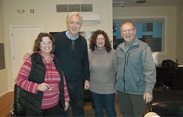 Kent Holiday Champagne Stroll Lights Up Main Street