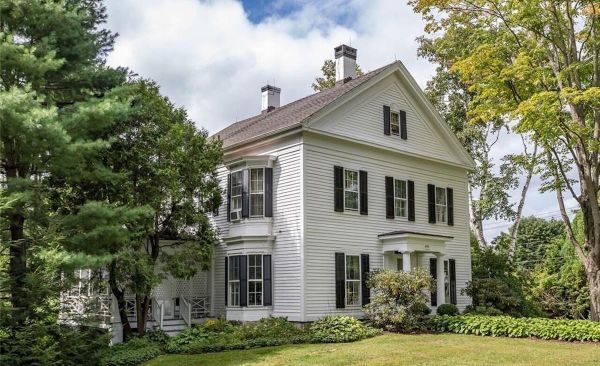 SPONSORED LISTING: Iconic Colonial Revival in Litchfield