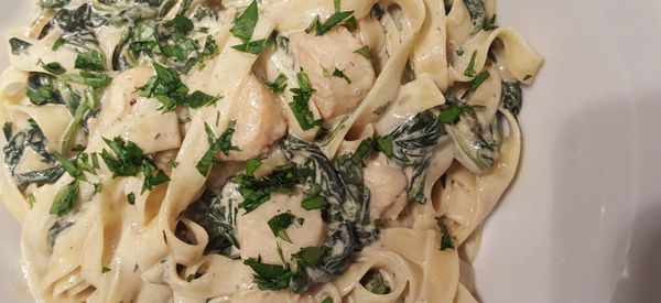 Recipe: Scallops, Shallots and Spinach with Fettucine