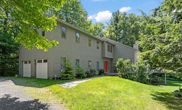 Peaceful Contemporary