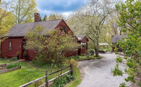 Stockbridge Cape With Provenance