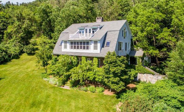 Crafted Near Twin Lakes