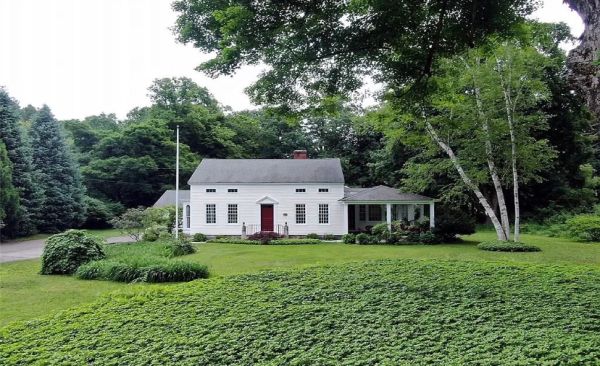 Colonial By The River