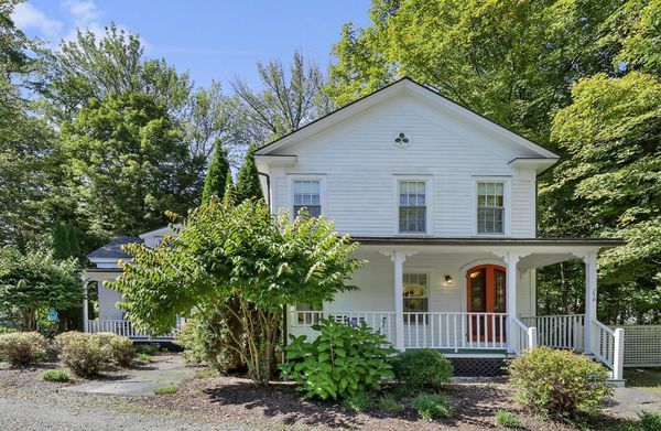 New England Farmhouse