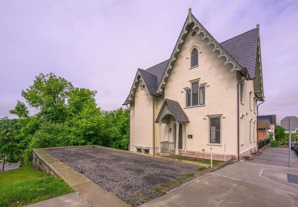 Personality and History in Hudson