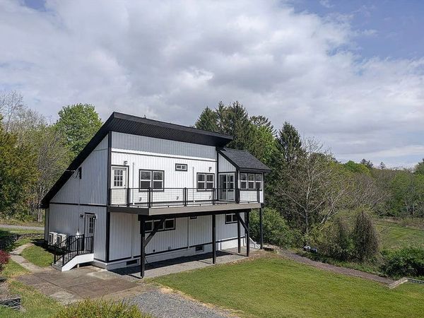 Fully Renovated Lakefront House With Dock, on Copake Lake in Craryville