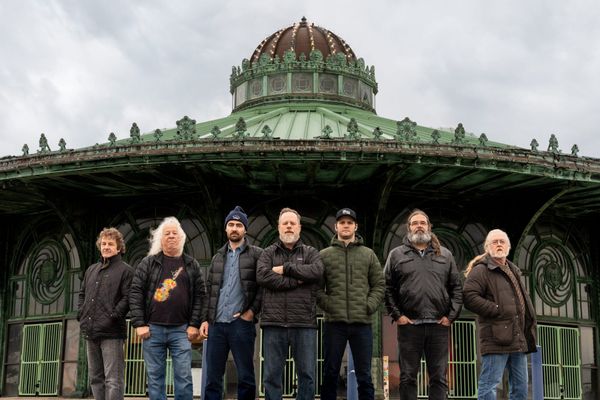 Railroad Earth Rolls Into the Mahaiwe