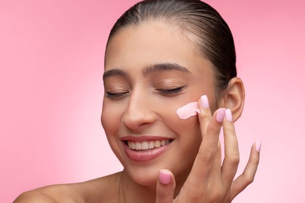 How To Choose A High-Quality Daily Tinted Sunscreen