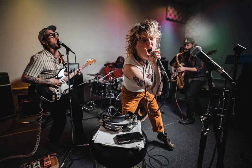 photograph of the band Edging