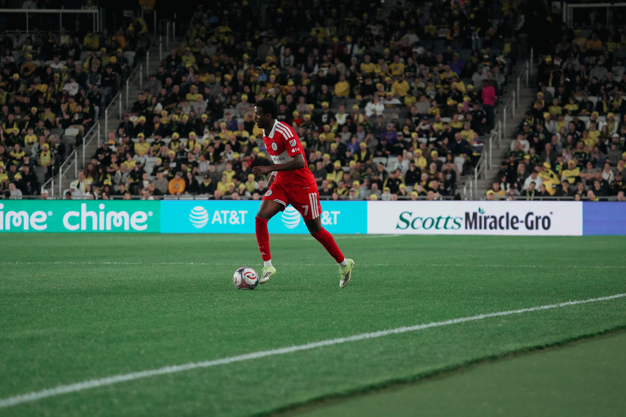 Maren Haile-Selassie advancing the ball against the Columbus Crew at Scotts Miracle-Gro Field.