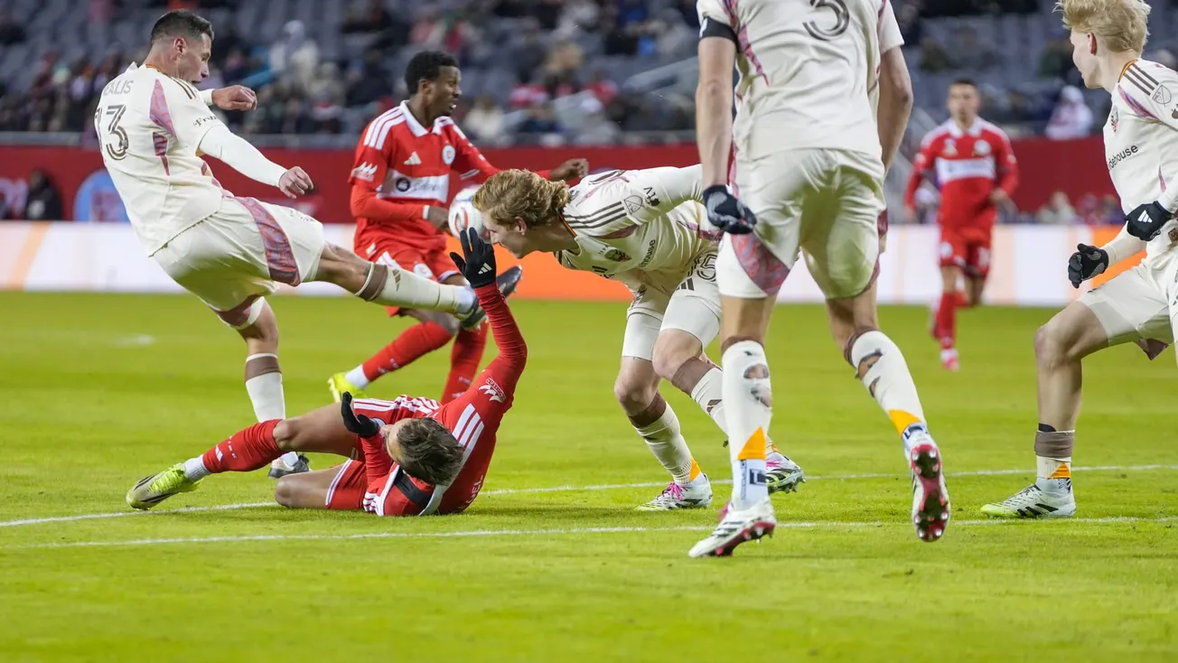 Chicago Fire play DC United 