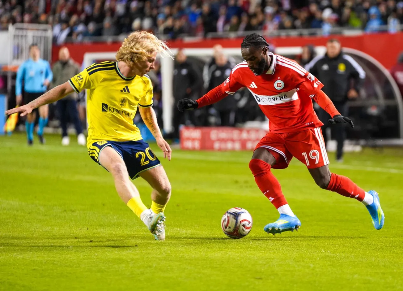 Jonathan Bamba plays soccer against Nashville SC 