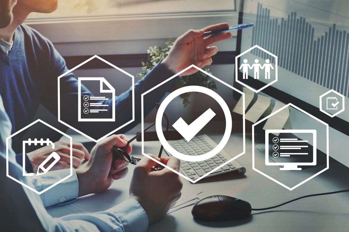 analyzing website traffic - Social Media Content Audit