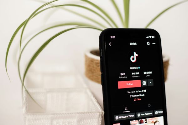 How To Edit Clips On TikTok Easily (25 Best Tools)