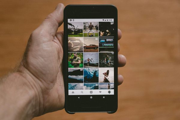 Instagram Reels Monetization Requirements + Methods To Make Money