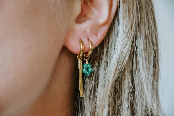 9 Expert Tips on How To Sell Earrings On Instagram
