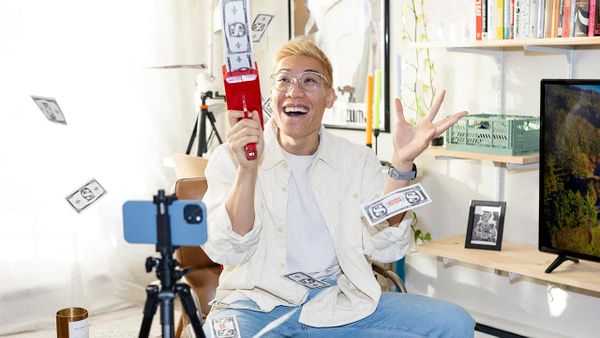 Does Instagram Pay Creators + Ways to Make Money on Instagram