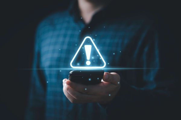 5 Ways to Detect AI Voice Cloning Scams Before You Lose Money