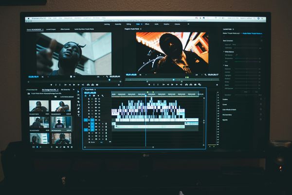 How to Turn a Webinar Into Short Clips With AI in 30 Minutes